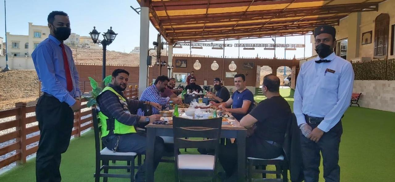 Sur Bandar Al Ayjah Hotel Apartments Dış mekan fotoğraf