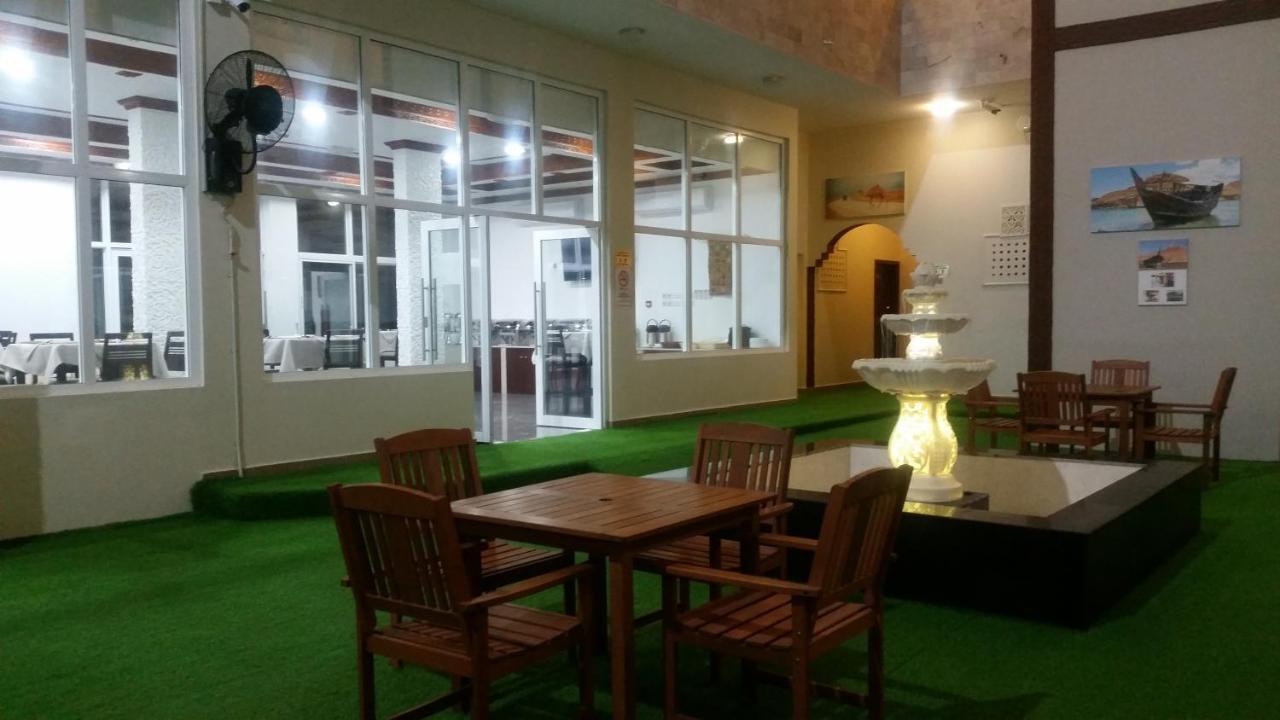 Sur Bandar Al Ayjah Hotel Apartments Dış mekan fotoğraf